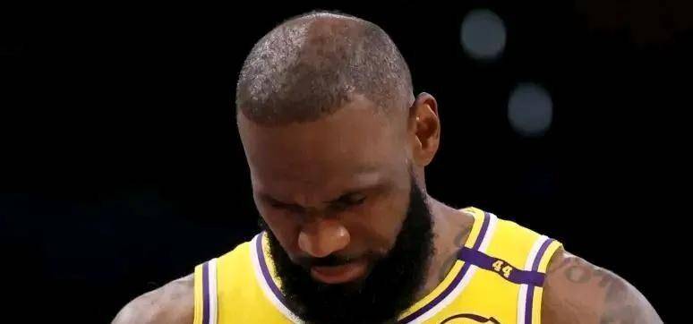 爱游戏APP-晋级下一阶段首场状态出色，法国队观众沸腾！，詹姆斯重返赛场再创辉煌时刻的简单介绍