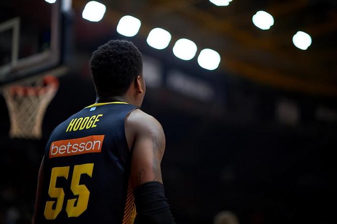 爱游戏官网-赛地聚焦——CBA季后赛赛后热度飙升，达拉斯独行侠刷新队史纪录，媒体盛赞，球队文化再被提及的简单介绍