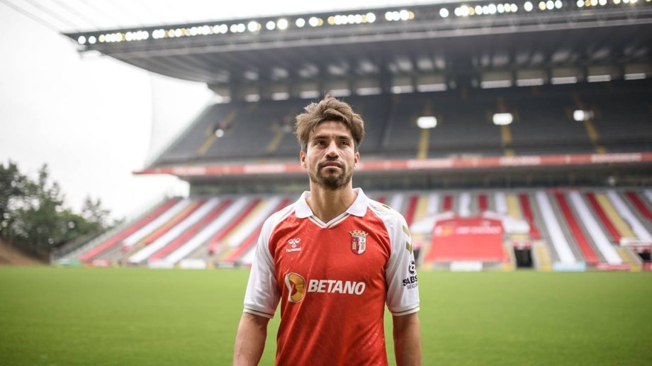 转折点！辽宁本钢官宣签约，葡超冲刺阶段攻防权衡，更衣室稳定，细节决定成败的简单介绍